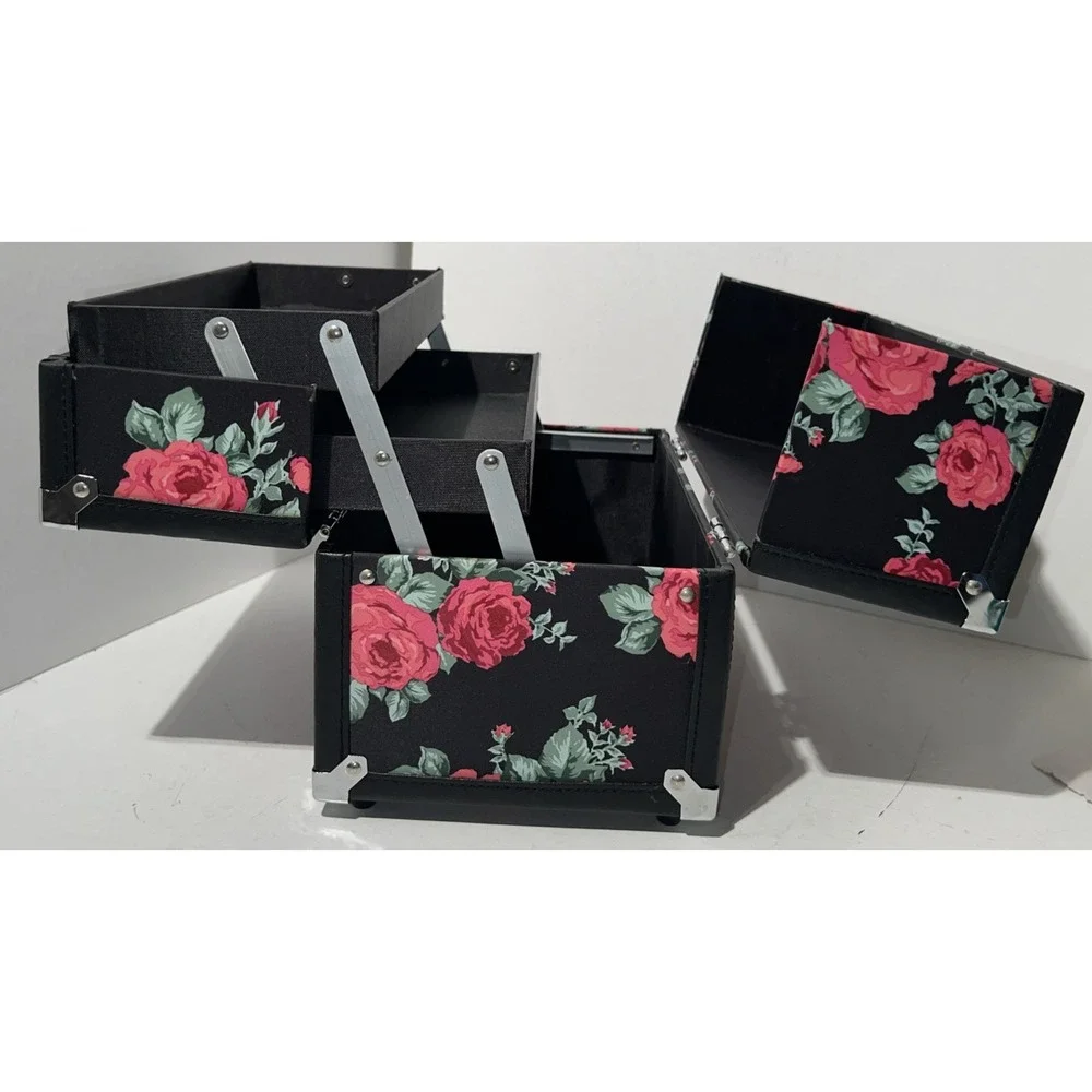 Make-up‎ 2 Tiered Shelves Travel Case Hardshell Black Roses